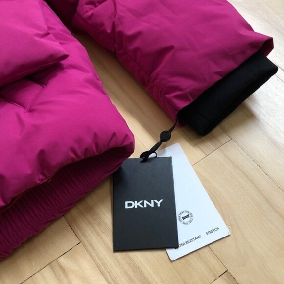 DKNY Women's Puffer Jacket in Vibrant Pink - M - Picture 9 of 10
